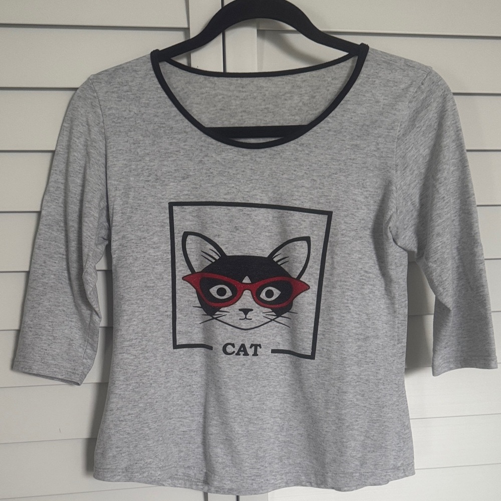 Gray Cat Print Women's Top